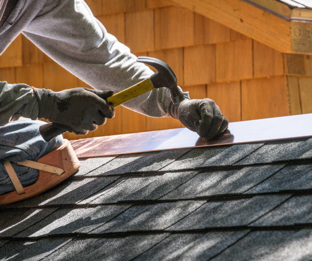 Best Emergency Roof Repair  in Newhall, IA